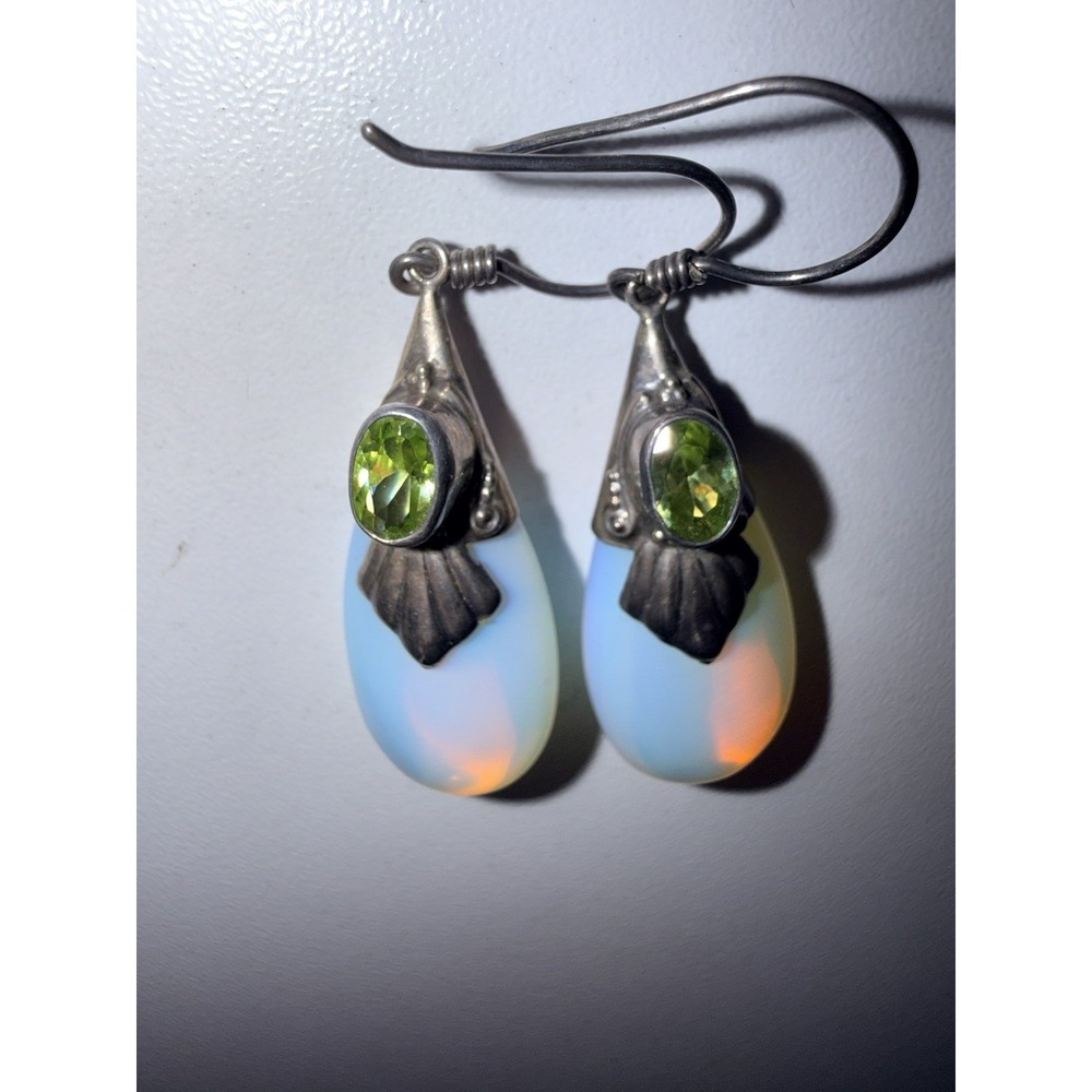 VTG Hook Earrings Opalite Glass Teardrop Green Peridot 925 Sterling - Picture 3 of 5